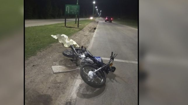 un joven de 32 anos en moto choco con un cartel y murio en el camino a punta lara