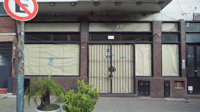 tras medio siglo de historia, cerro el emblematico local de confiteria ritz frente a la terminal