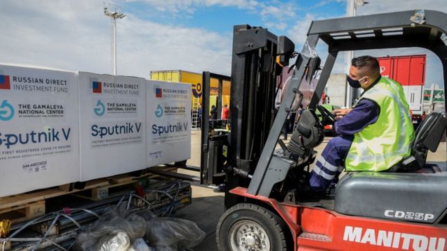 arranca la distribucion de mas de un millon de vacunas: ¿cuantas van a cada provincia?