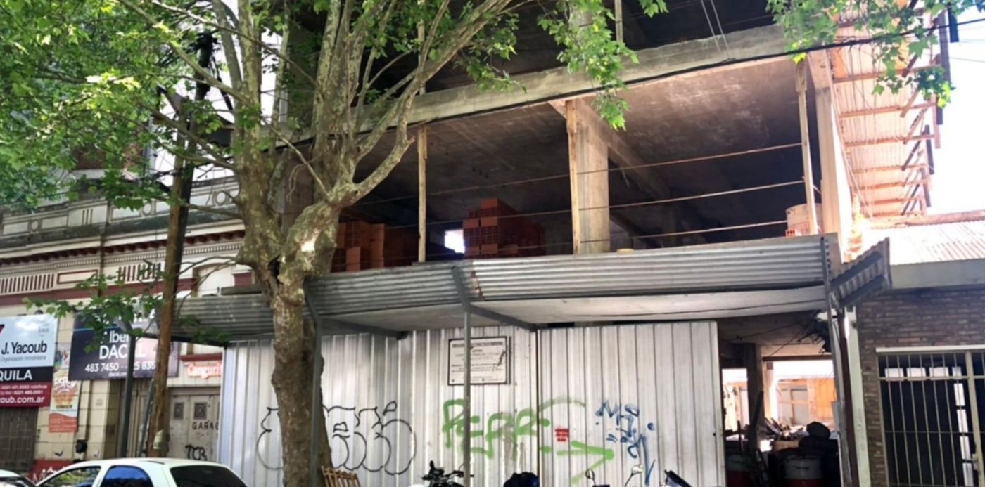 Accidente obrero muerto en 14 y 58