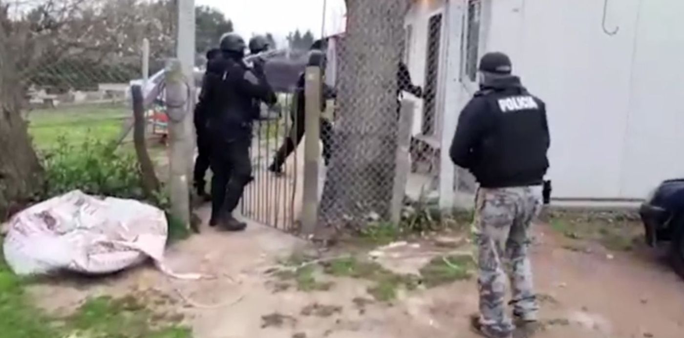 1599779149858.jpg?x=7&y=144&width=1405&height=703&rotate=0&scaleX=1&scaleY=1&ow=1500&oh=848&&cw=1920&ch=950