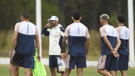 La postura de Zaniratto y el último movimiento de Gimnasia en el mercado de pases La postura de Zaniratto y el último movimiento de Gimnasia en el mercado de pases