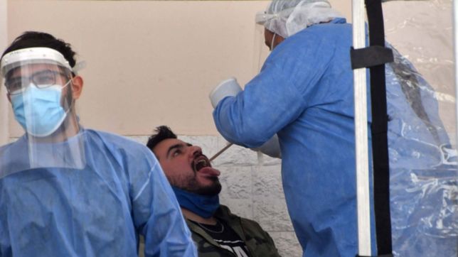 se registro la mayor cantidad de muertes por covid-19 en un solo dia en argentina