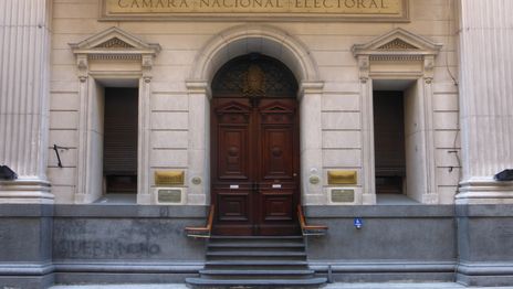 La Cámara Electoral fue notificada de la condena y Cristina Kirchner no podrá ser candidata