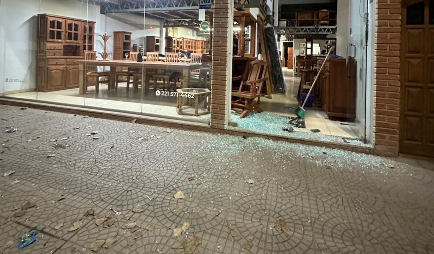Robo a la mueblería de Olmos.png