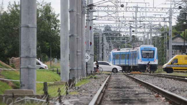 alarma en el tren roca: evacuaron constitucion y no hay servicio por una amenaza de bomba