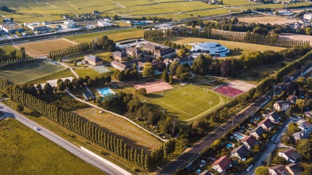 asi es por dentro le rosey, el colegio mas caro del mundo