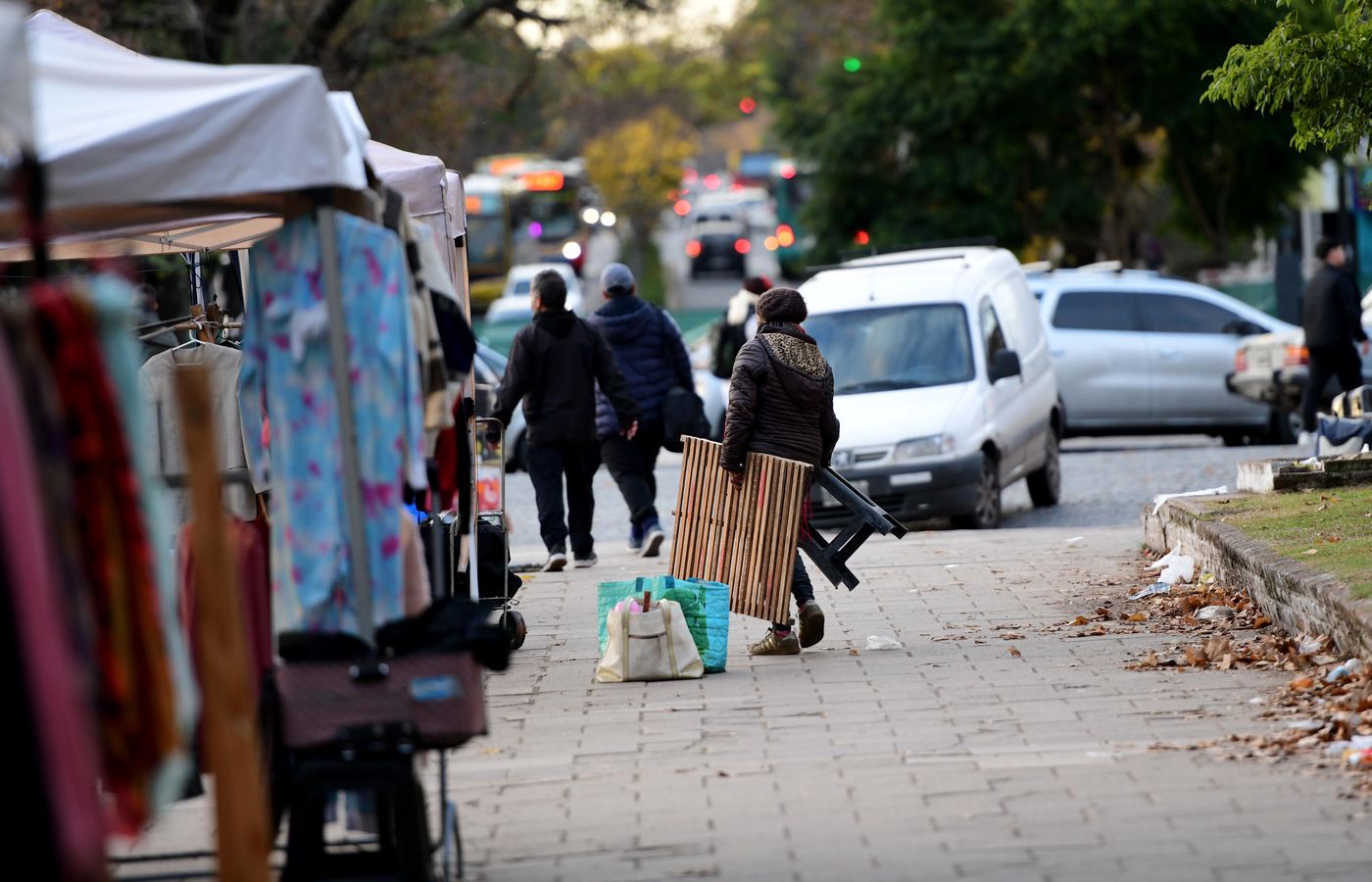 plaza italia obras remodelacion tapado lona venta ambulante feria-0015.JPG