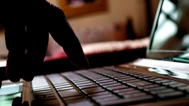 empleados publicos con hijos de hasta 13 anos trabajaran de manera remota