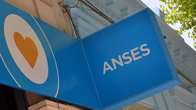 se puede realizar de manera presencial el tramite para mantener los subsidios en servicios