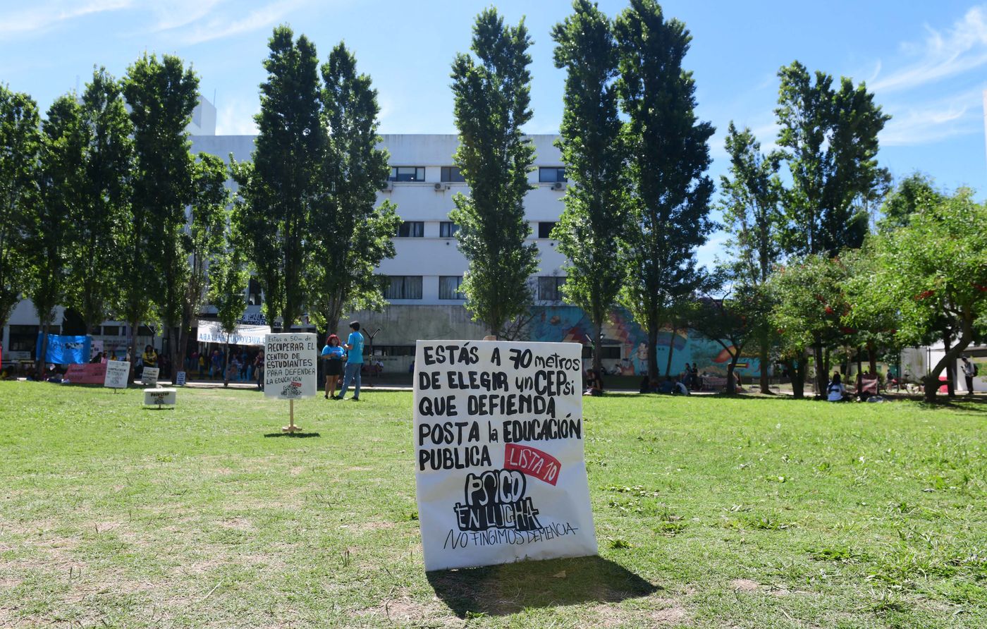 Elecciones en la UNLP  Facultad de Psicología (22).jpg