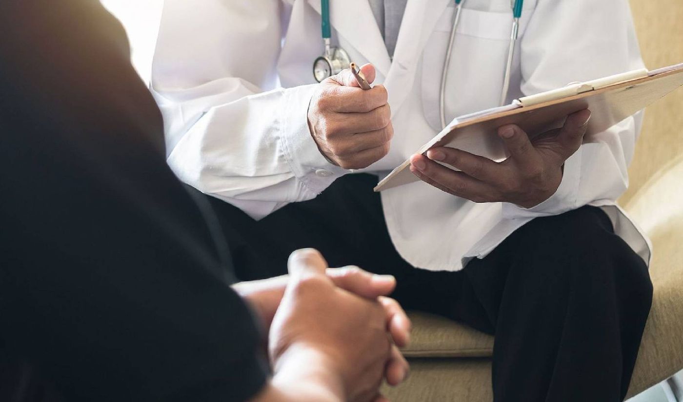 Médico trámite.jpg