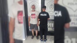 un policia retirado de la plata termino detenido tras amenazar con prender fuego la casa de su pareja un policia retirado de la plata termino detenido tras amenazar con prender fuego la casa de su pareja