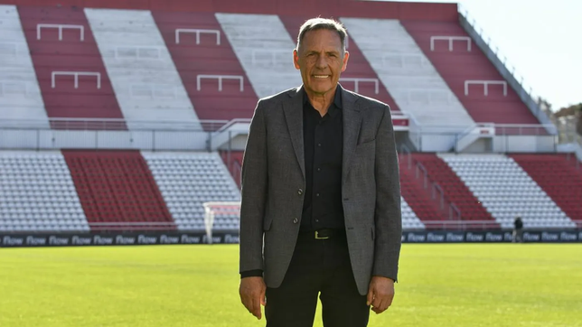 las cenizas de miguel angel russo ya descansan en el estadio uno