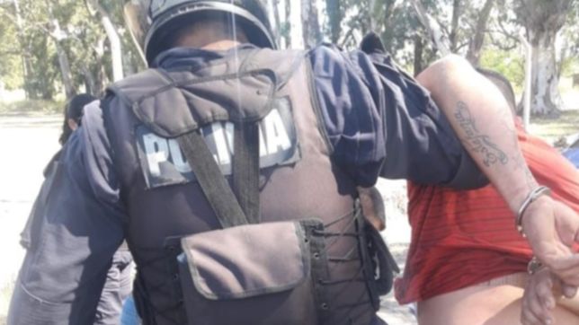 tiroteo, persecucion y tension en melchor romero: un detenido y un profugo