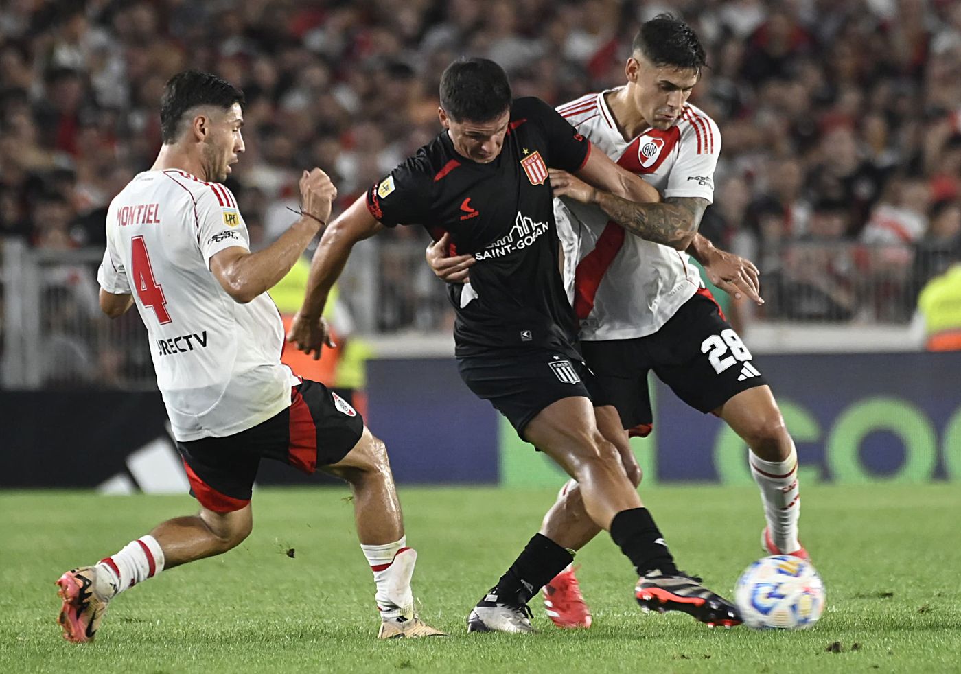 Estudiantes River Guido Carrillo.JPG