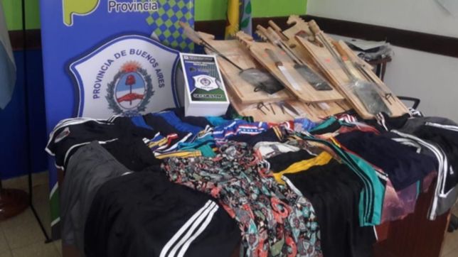 entro a robar a los puestos de la balandra y lo atraparon con ropa y elementos de parrilla