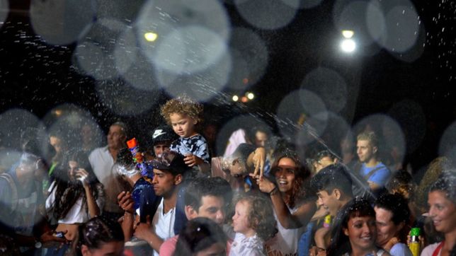 vuelve flap! con espectaculares rodas de carnaval en la republica de los ninos
