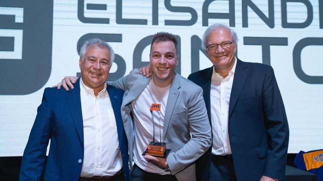 un platense gano el premio mercurio por un proyecto innovador en inteligencia artificial aplicada