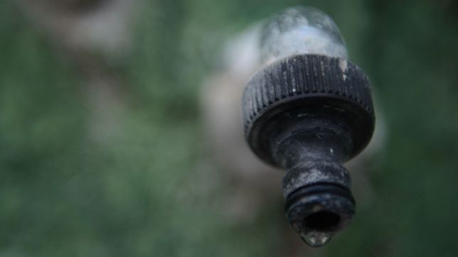 en medio del calor, absa movera un acueducto y podria haber mas problemas en el suministro