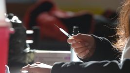 vacuna contra el dengue: ¿cuanto cuesta y que monto le cubrira ioma a sus afiliados? vacuna contra el dengue: ¿cuanto cuesta y que monto le cubrira ioma a sus afiliados?