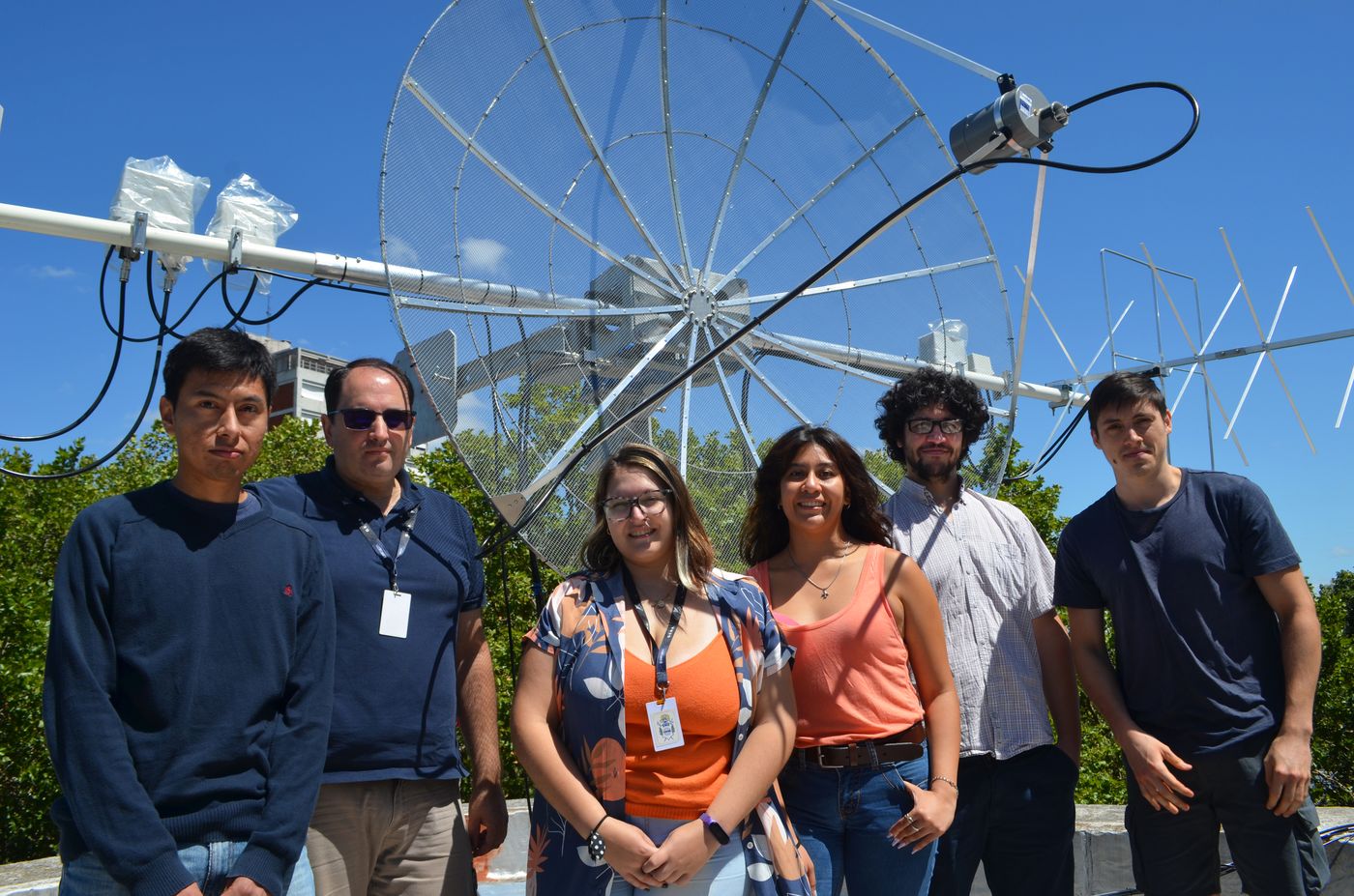 Estación terrena UNLP.JPG
