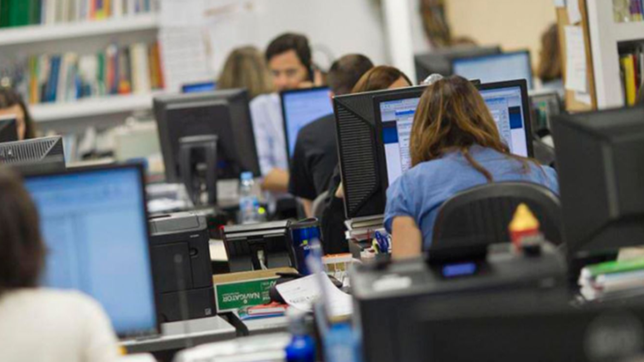 el gobierno nacional anuncio un aumento salarial del 33% para los estatales