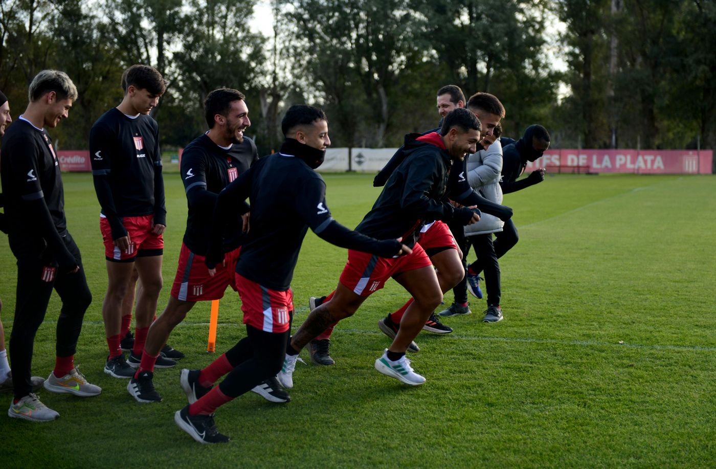 Entrenamiento Estudiantes Mancuso Palacios.jpg