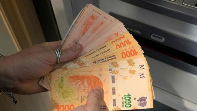 anuncian un bono de $15.000 por el dia del padre: ¿quienes y donde lo recibiran?