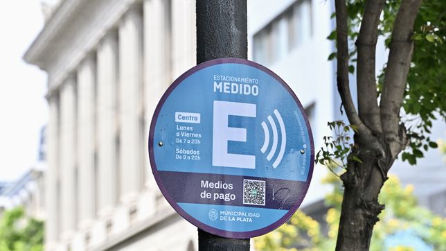 el estacionamiento medido comienza a funcionar con horario de verano en la plata