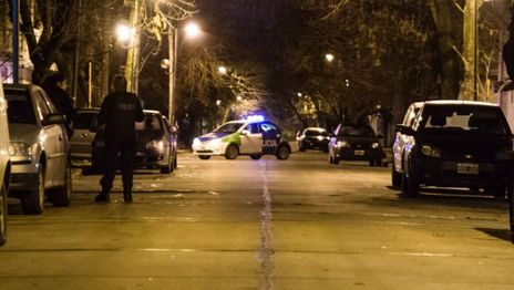 Fue a festejar el aniversario de La Plata, volvió a su casa y se le habían desvalijado