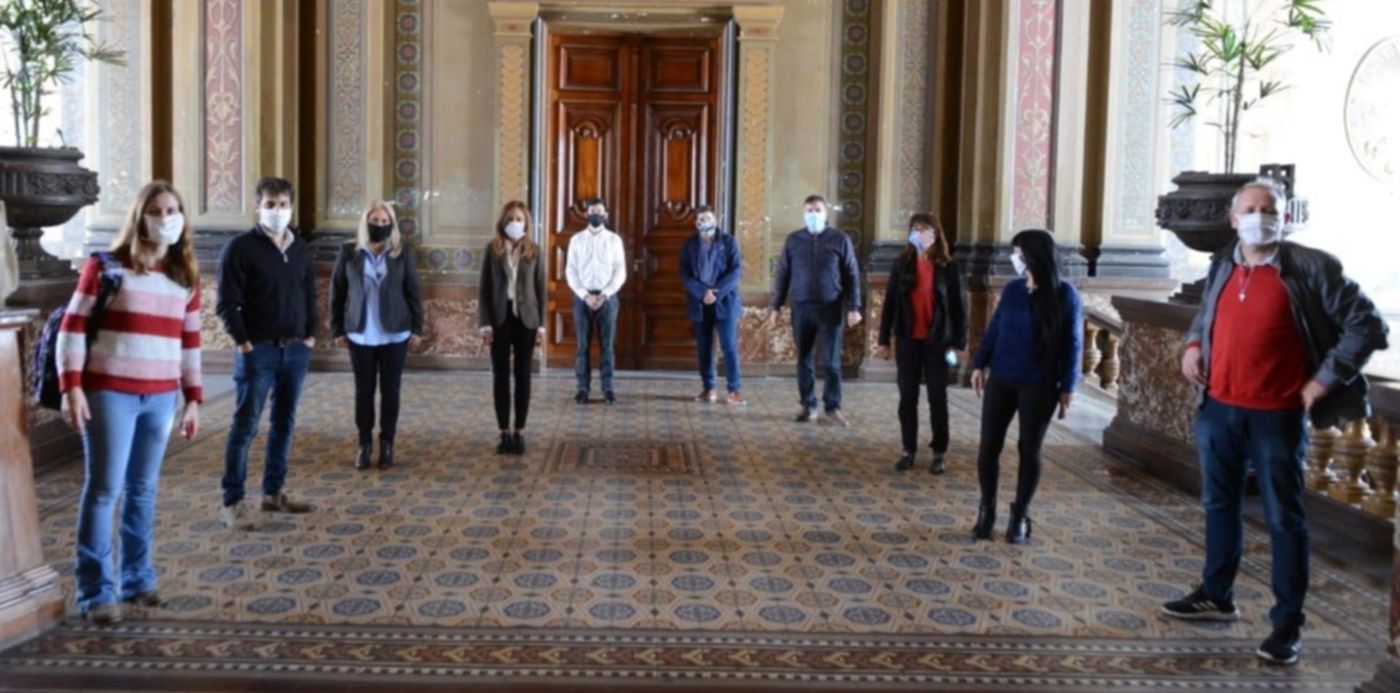 1588185361779.jpeg?x=88&y=189&width=1192&height=595&rotate=0&scaleX=1&scaleY=1&ow=1280&oh=850&&cw=1920&ch=950