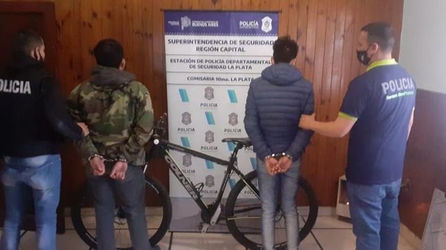 vendian una bicicleta robada en mercado libre, los enganaron y terminaron detenidos