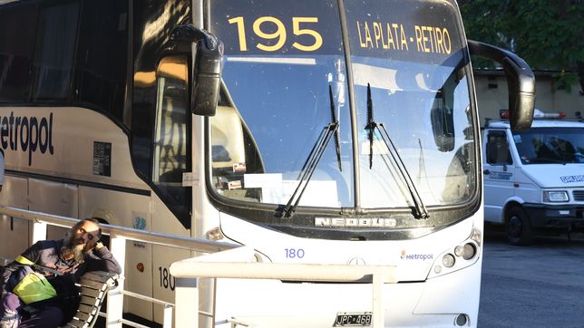 ¿Cuáles son los nuevos recorridos de los micros de Metropol entre La Plata y Retiro?