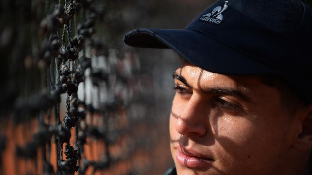 la nueva promesa del tenis platense, es enfermo de gimnasia y dio su primer gran paso a nivel mundial