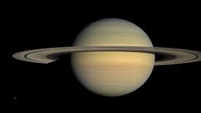 el espectacular fenomeno que hara desaparecer los anillos de saturno