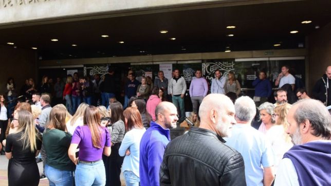 se endurece el conflicto del registro de la propiedad y los empleados tomaron el edificio