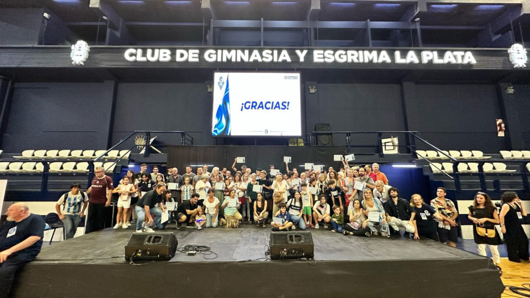 Gimnasia reconoció a socios y simpatizantes en el Día de la Memoria