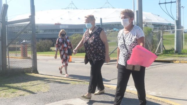 se reactivo la vacunacion contra el coronavirus en el estadio unico