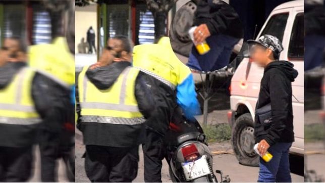 iba en moto tomando cerveza, le hicieron el control de alcoholemia y rompio el record