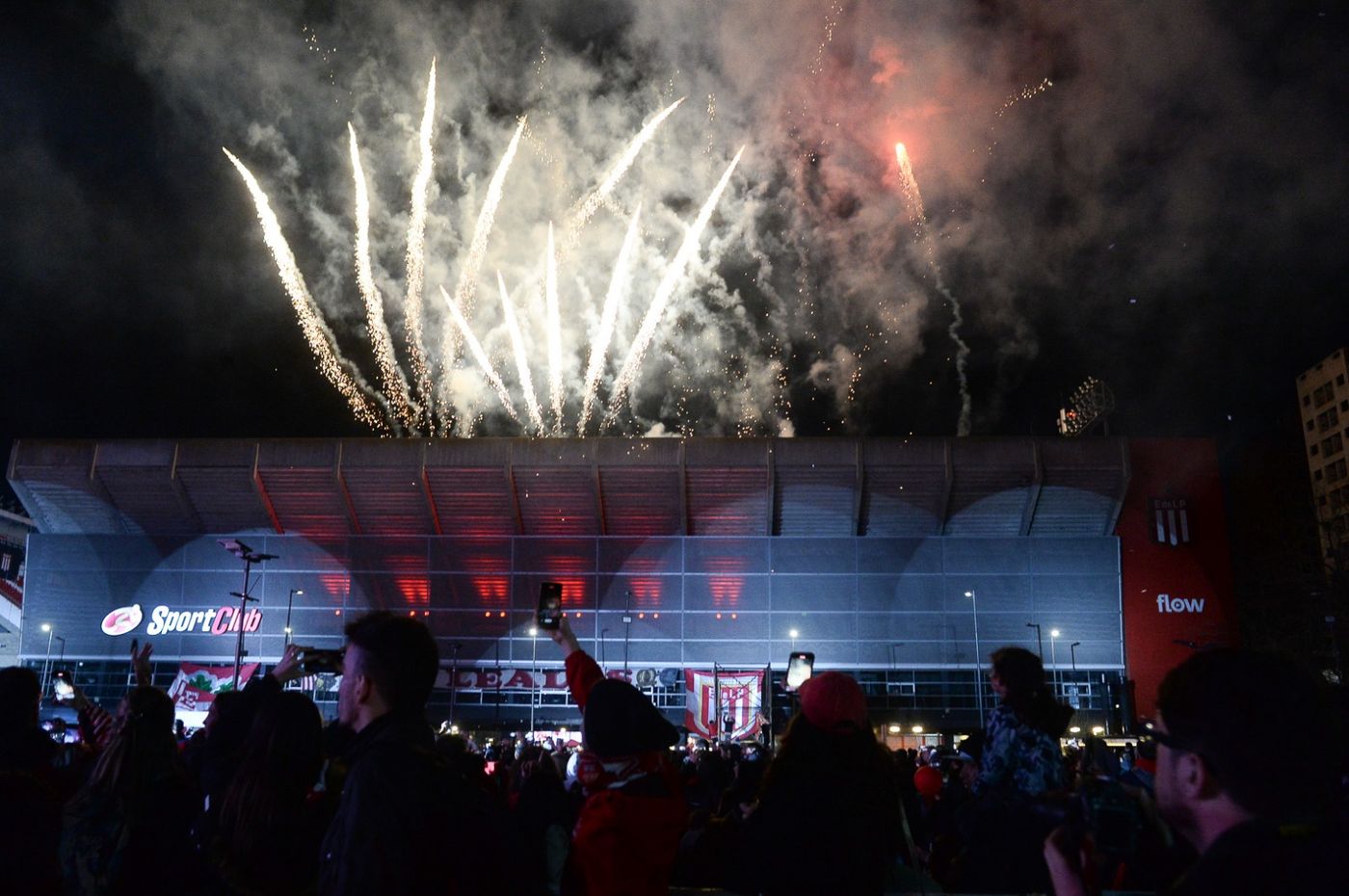 Aniversario 119 Estudiantes (24).jpeg