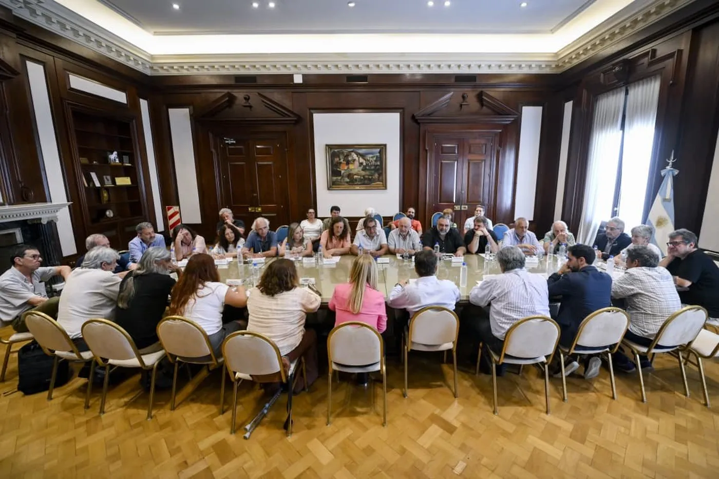 Axel Kicillof recibi&oacute; a las comisiones directivas de ambas CTA en la Gobernaci&oacute;n