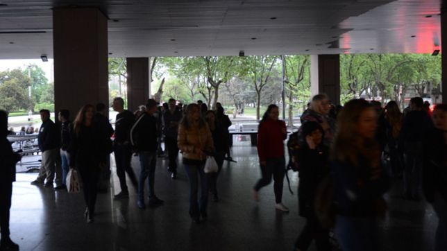 alarma en pleno centro: principio de incendio y evacuacion en la torre 1