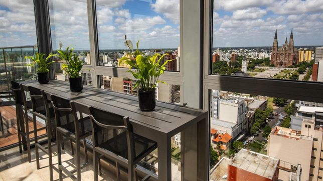 un encuentro en las alturas del hotel grand brizo para disfrutar en la plata