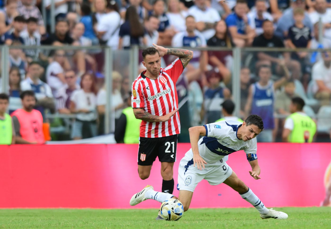 En febrero de este 2026, Gimnasia y Estudiantes empataron 0 a 0 en el Bosque.