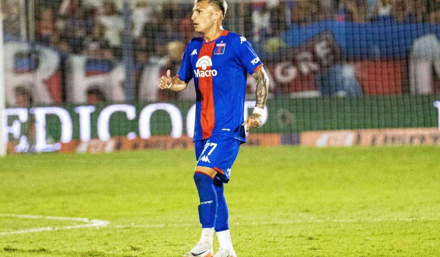 Maximiliano Zalazar Tigre.jpg