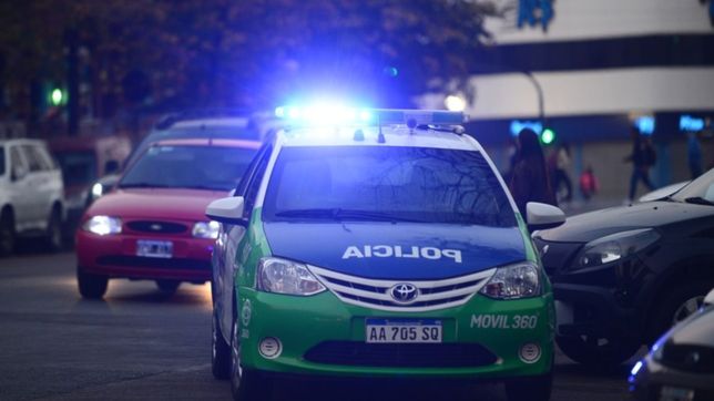 le robaron plata, joyas y hasta la pava electrica, pero al final le pidieron disculpas