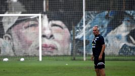la reaccion de leonardo madelon luego de que gimnasia le informara de su salida la reaccion de leonardo madelon luego de que gimnasia le informara de su salida