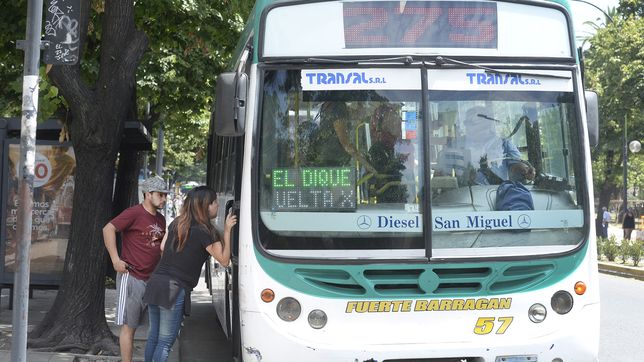 ir y volver del trabajo en micro puede costar hasta $50.000 por mes en la plata