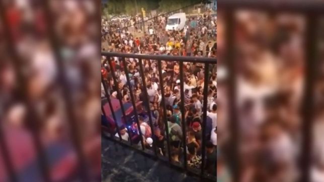 el video de la fiesta en berisso con mas de 1000 personas: los vecinos culpan al municipio
